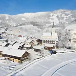 Hotel Zur Post 4*