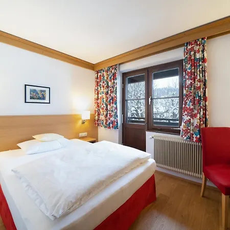 Hotel Zur Post Goldegg