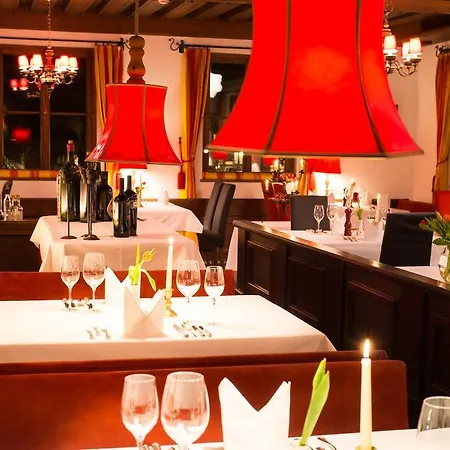 Hotel Zur Post 4*