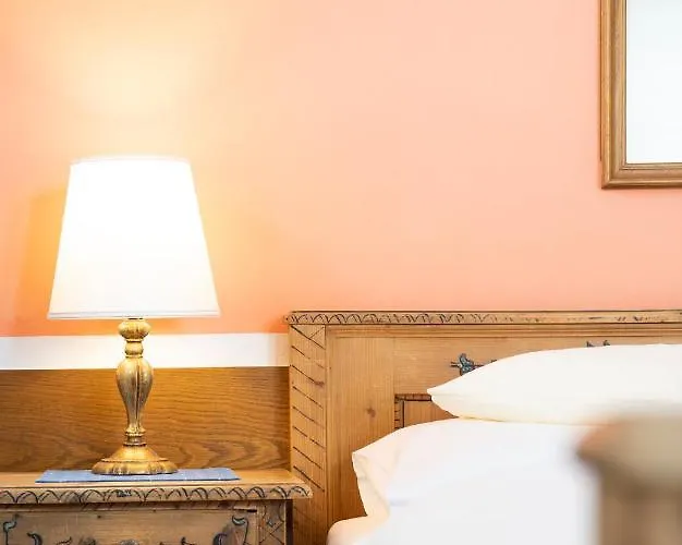 Hotel Zur Post Goldegg